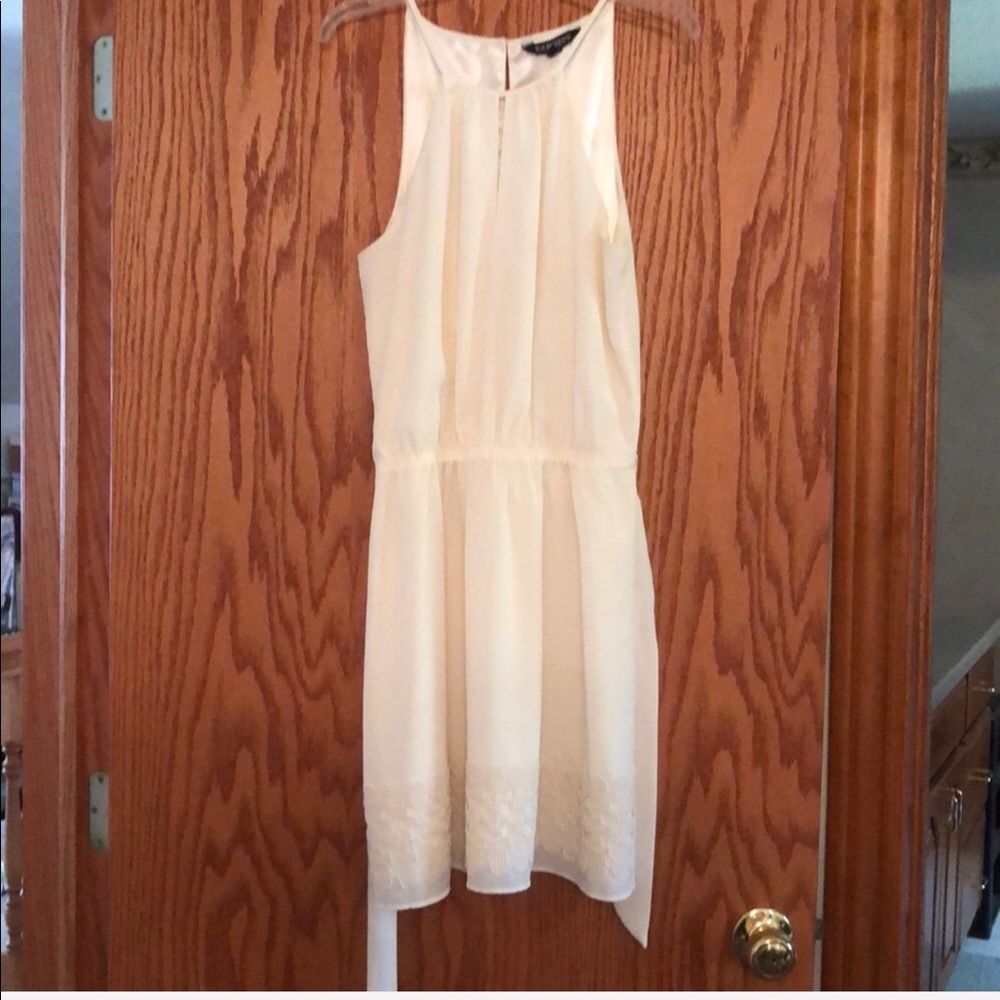 White Express casual dress